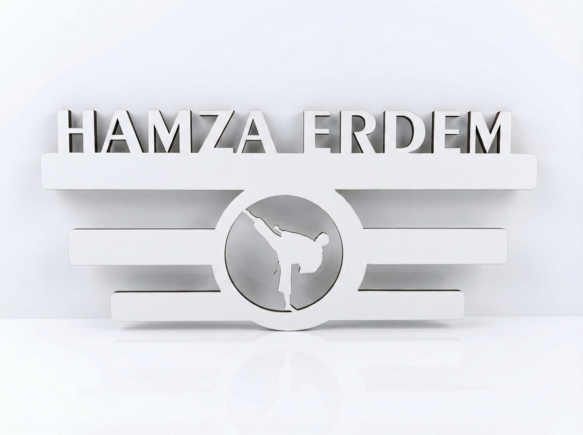 İsme Özel Lazer Kesim MDF Madalyalık - Karateci Duvar Dekoru ve Madalya Sergileme Standı
