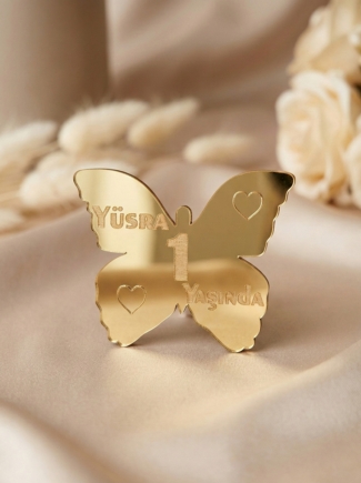 Kişiye Özel İsimli Kelebek Ayna Pleksi - 1 Yaş Doğum Günü Dağıtmalık Hediyelik (7.5 cm Gold)