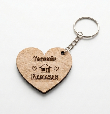 Tahtagurusu Kişiye Özel İsimli Ahşap Kalp Anahtarlık - 4mm MDF (5x4,5 cm)